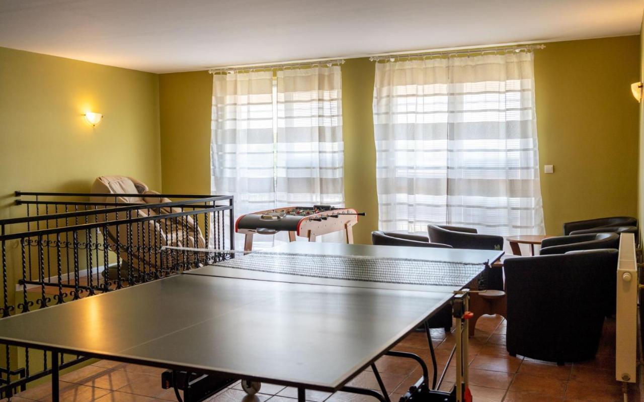 Apartmany Karmon Park Veľký Meder Exterior foto
